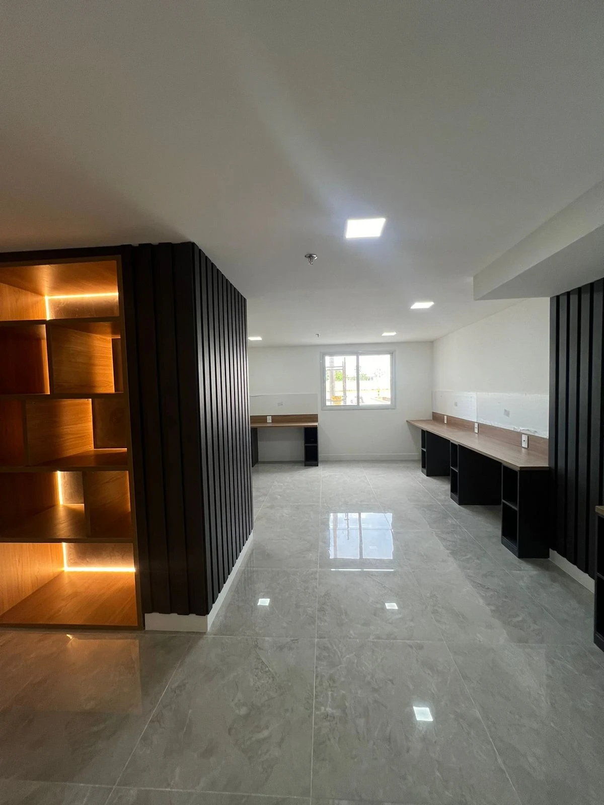 Foto do imóvel: Apartamento com 3 Quartos à Venda, 77 m² em Centro - Eusébio