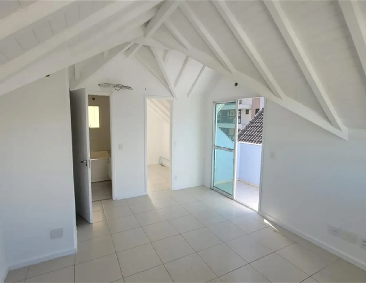 Foto do imóvel: Casa com 4 Quartos à Venda, 203 m² em Recreio dos Bandeirantes - Rio de Janeiro