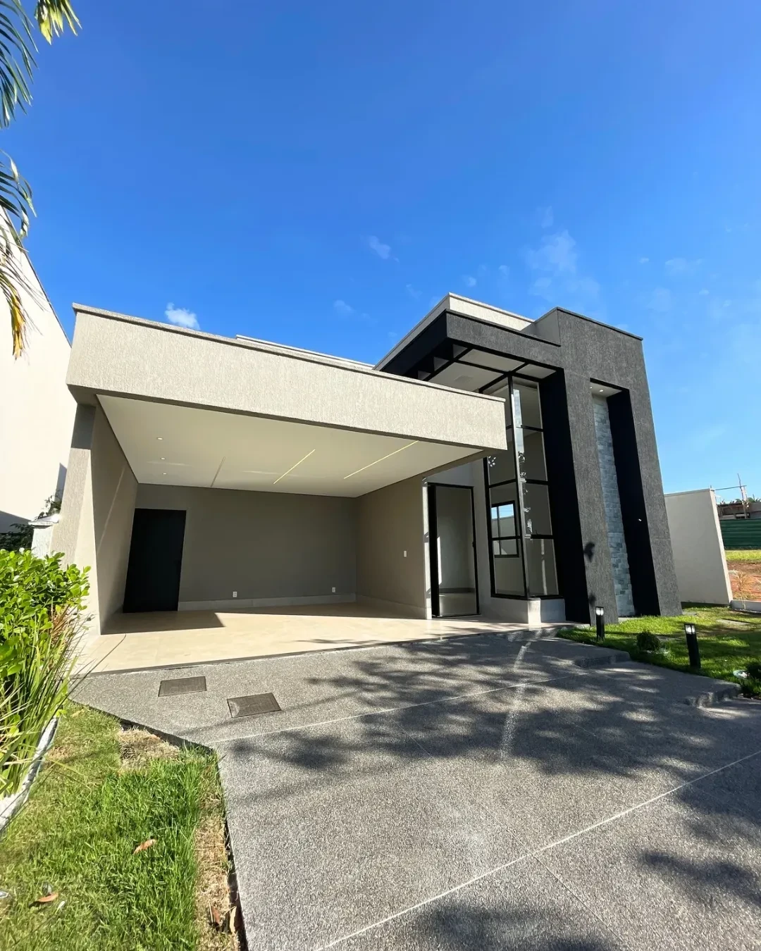 Casa de Condomínio com 4 Quartos à Venda, 180 metro em Terras Alpha Residencial 1 - Senador Canedo