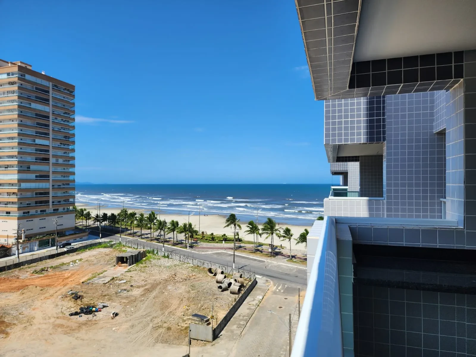 Apartamento com 2 Quartos à Venda, 8000 metro em Caiçara - Praia Grande