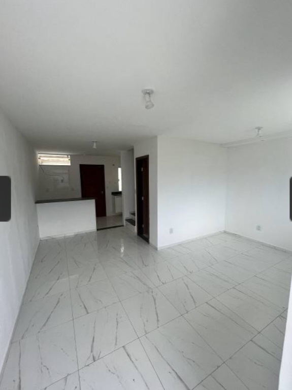 Imagem Casa de Condomínio com 2 Quartos para Alugar, 100 m²em Itapuã - Salvador