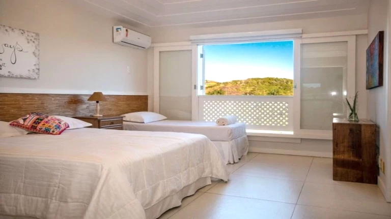 Imagem Casa com 6 Quartos à Venda, 580 m² em Ferradura - Armação dos Búzios