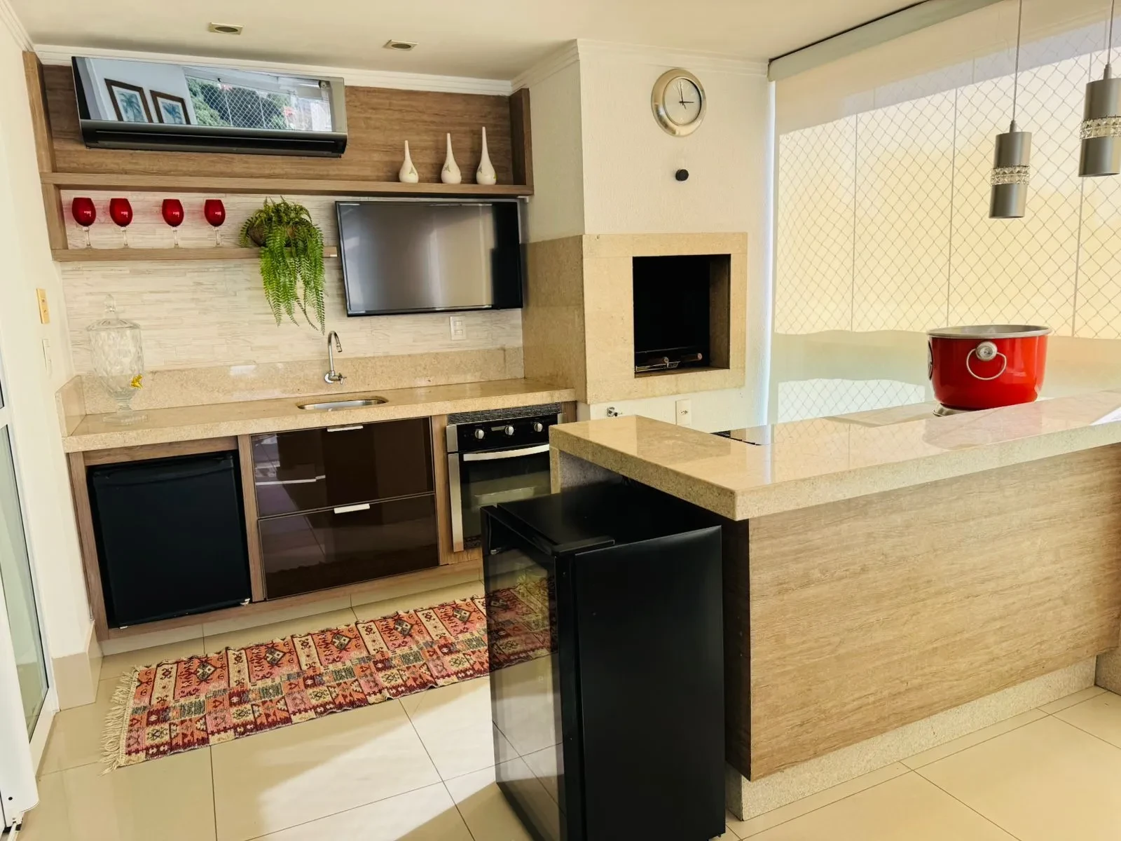 Imagem Apartamento com 3 Quartos para Alugar, 189 metros em Quilombo - Cuiabá