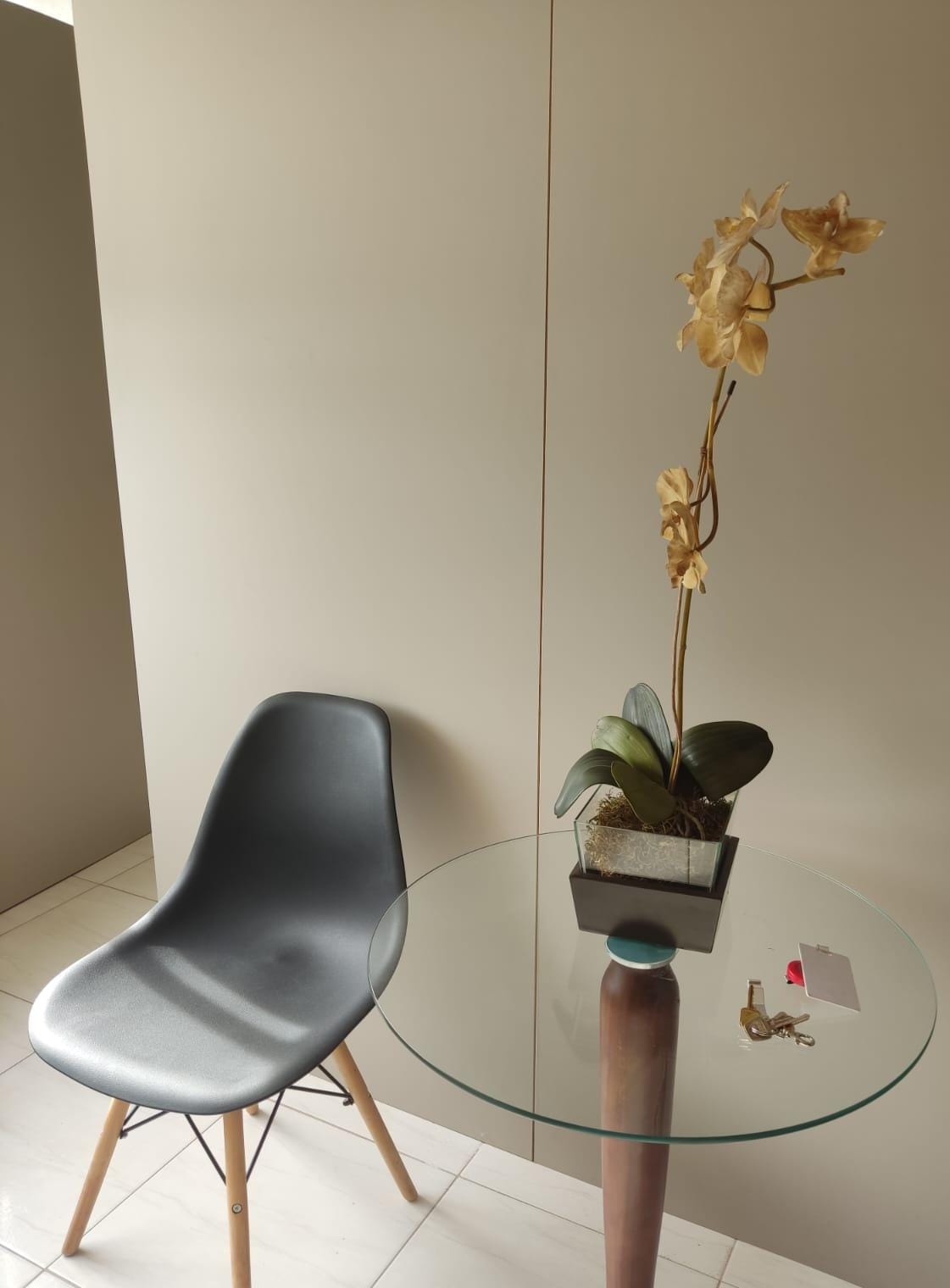 Sala Comercial à Venda ou Locação, 27 m² em Tristeza - Porto Alegre