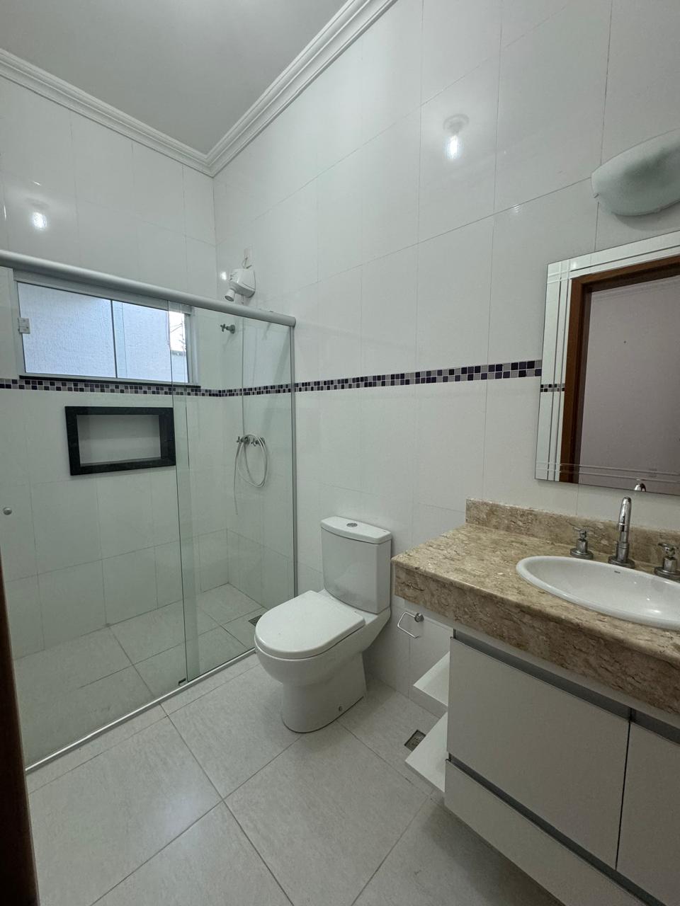 Imagem Casa de Condomínio com 3 Quartos para Alugar, 197 m²em Loteamento Fernando Camargo Nogueira - Taubaté