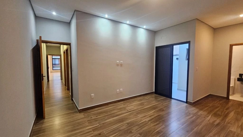 Foto do imóvel: Casa com 3 Quartos à Venda, 13.100 m² em Loteamento Park Gran Reserve - Indaiatuba