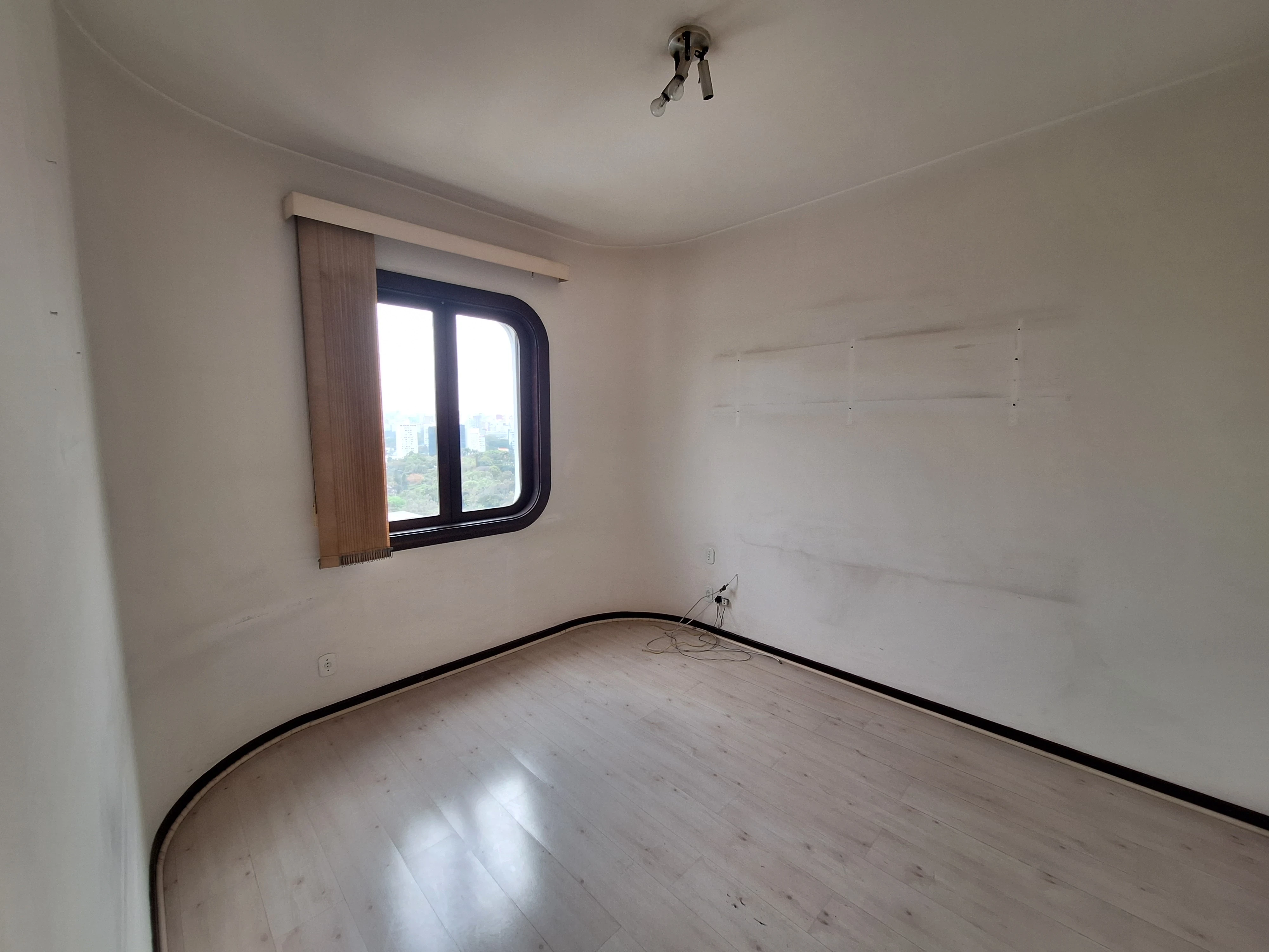 Foto do imóvel: Apartamento com 3 Quartos à Venda, 200 m² em Jardim Europa - São Paulo