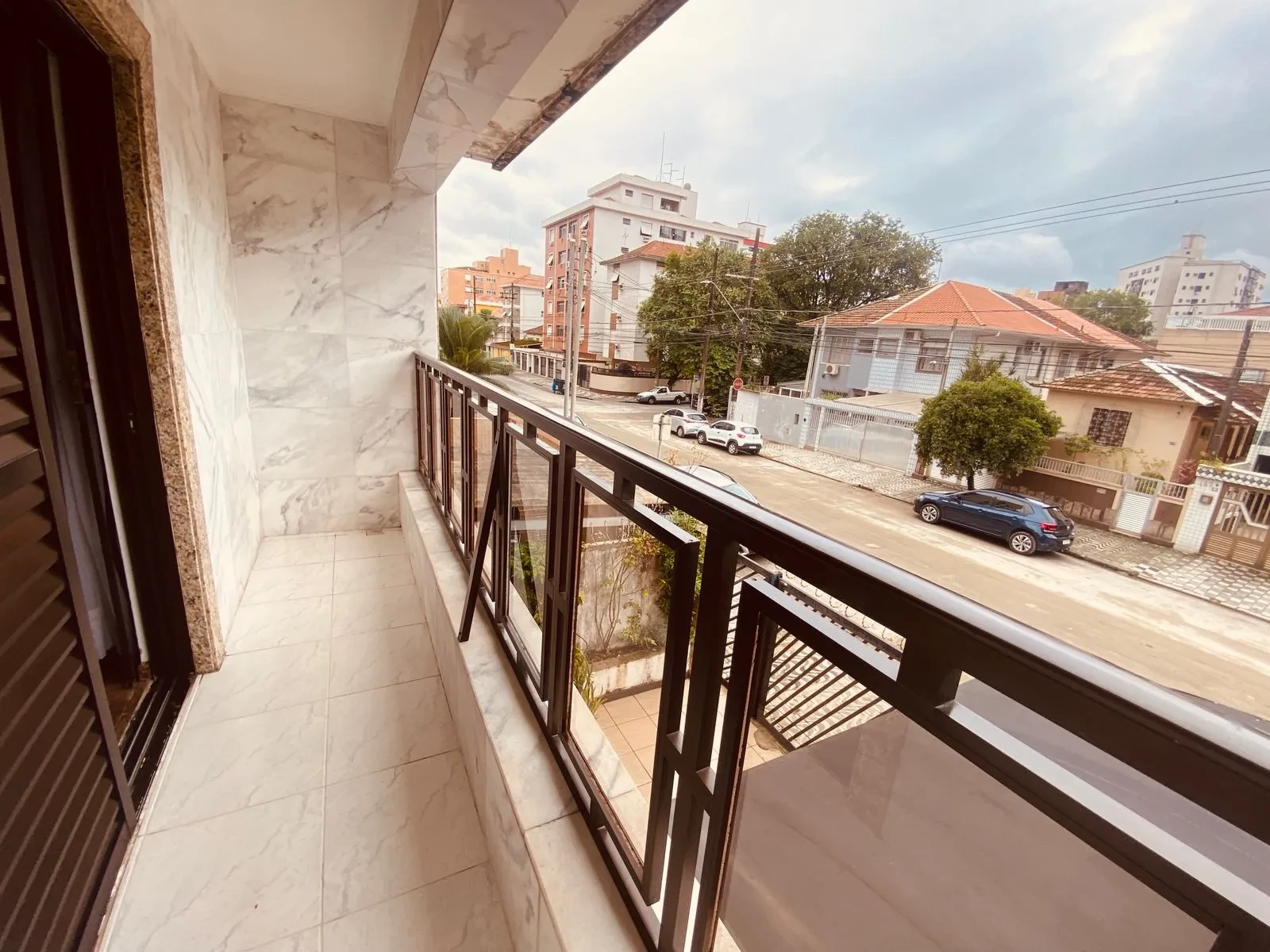 Imagem Sobrado com 4 Quartos à Venda, 255 m² em Embaré - Santos