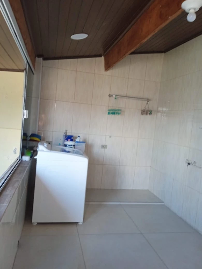 Imagem Casa com 2 Quartos à Venda, 95 m² em Jardim Ivonete - Poá