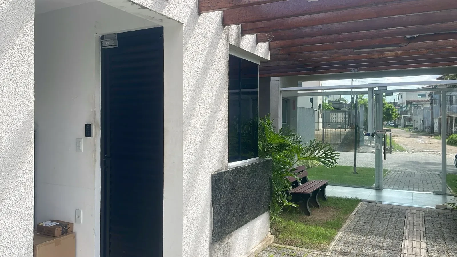 Imagem Apartamento com 2 Quartos à Venda, 45 metros em Caxangá - Recife