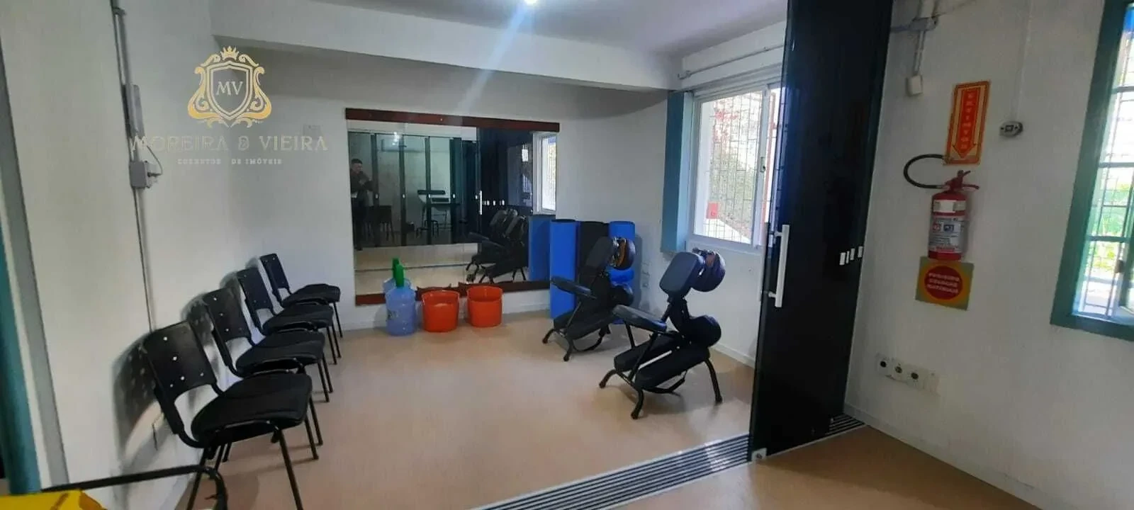Imagem Casa com 6 Quartos à Venda, 140 metros em Coqueiros - Florianópolis
