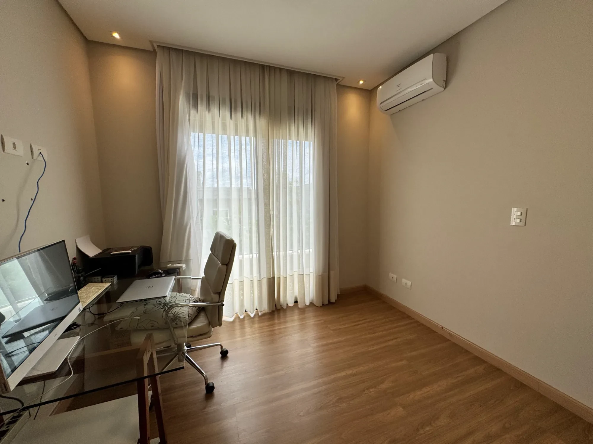 Foto do imóvel: Sobrado com 5 Quartos à Venda, 325 m² em Condomínio Residencial Monaco - São José dos Campos