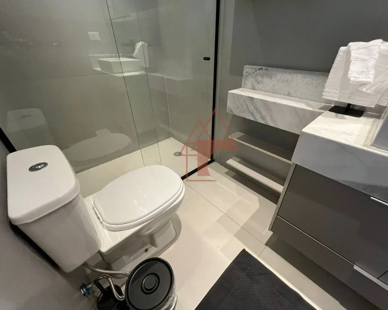 Imagem Apartamento com 2 Quartos à Venda, 75 m² em José Menino - Santos