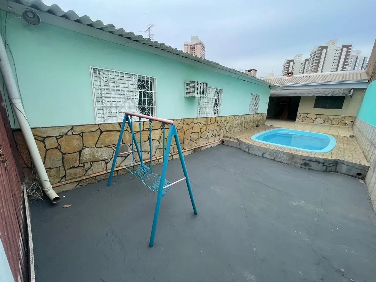 Imagem Casa com 4 Quartos para Alugar, 250 m² em Jardim Tropical - Cuiabá