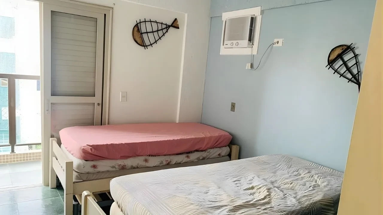 Imagem Apartamento com 2 Quartos à Venda, 70 m² em Enseada - Guarujá
