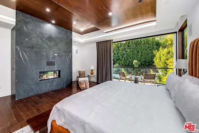 Foto do imóvel: Casa de Condomínio com 5 Quartos à Venda, 796 m²em Alphaville Residencial Um - Barueri