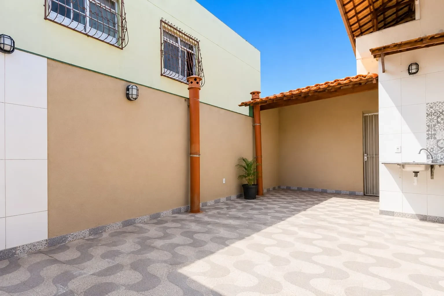 Imagem Casa com 3 Quartos à Venda, 90 m² em Santa Amélia - Belo Horizonte