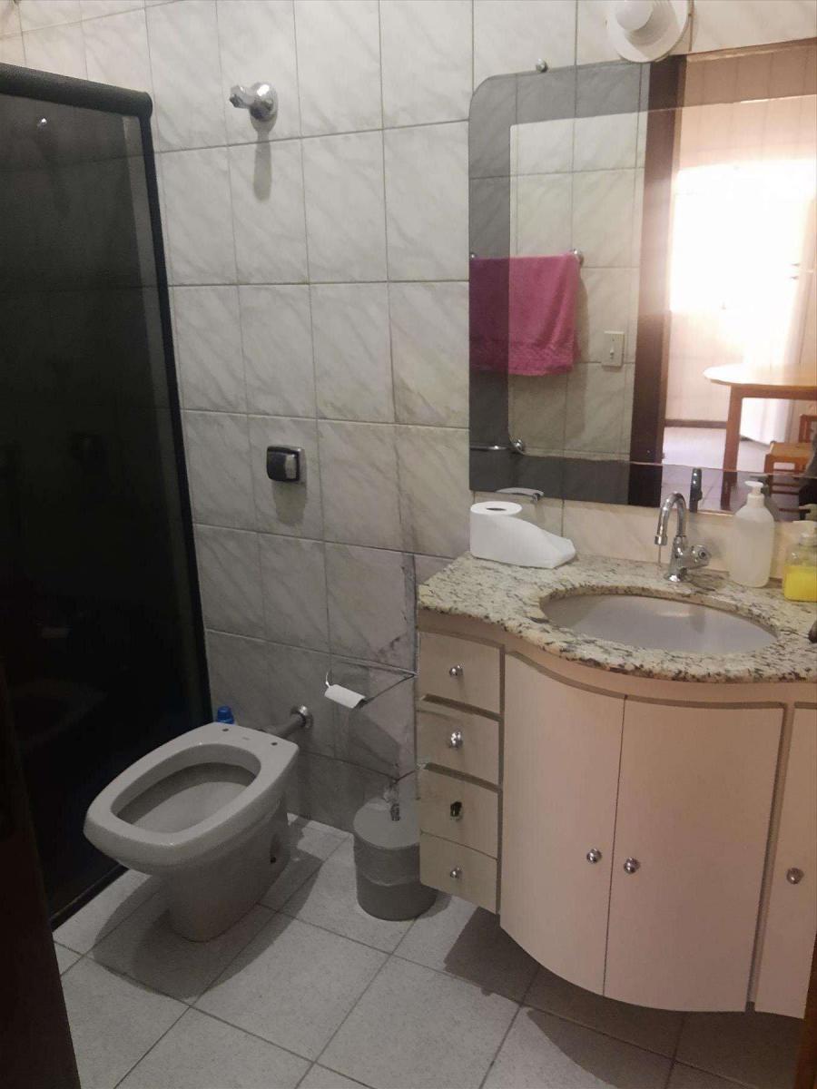 Foto do imóvel: Casa com 3 Quartos à Venda, 360 m² em João Pinheiro - Belo Horizonte