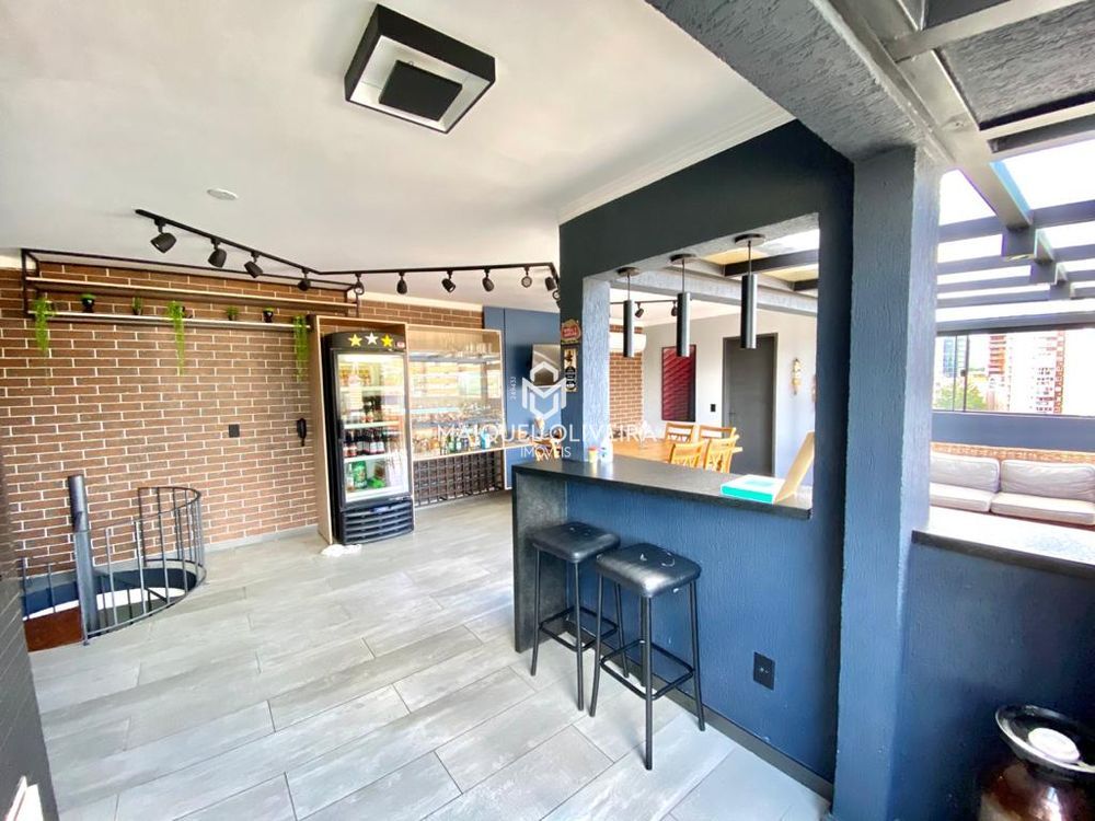 Imagem Cobertura com 3 Quartos para Alugar, 167 m²em Centro - Santa Maria
