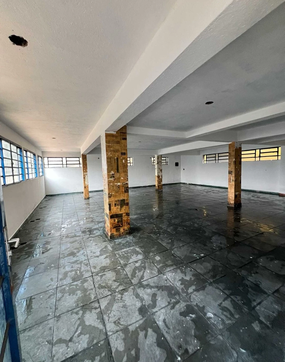 Imagem Imóvel Comercial para Alugar, 500 m² em Centro - Itapecerica da Serra