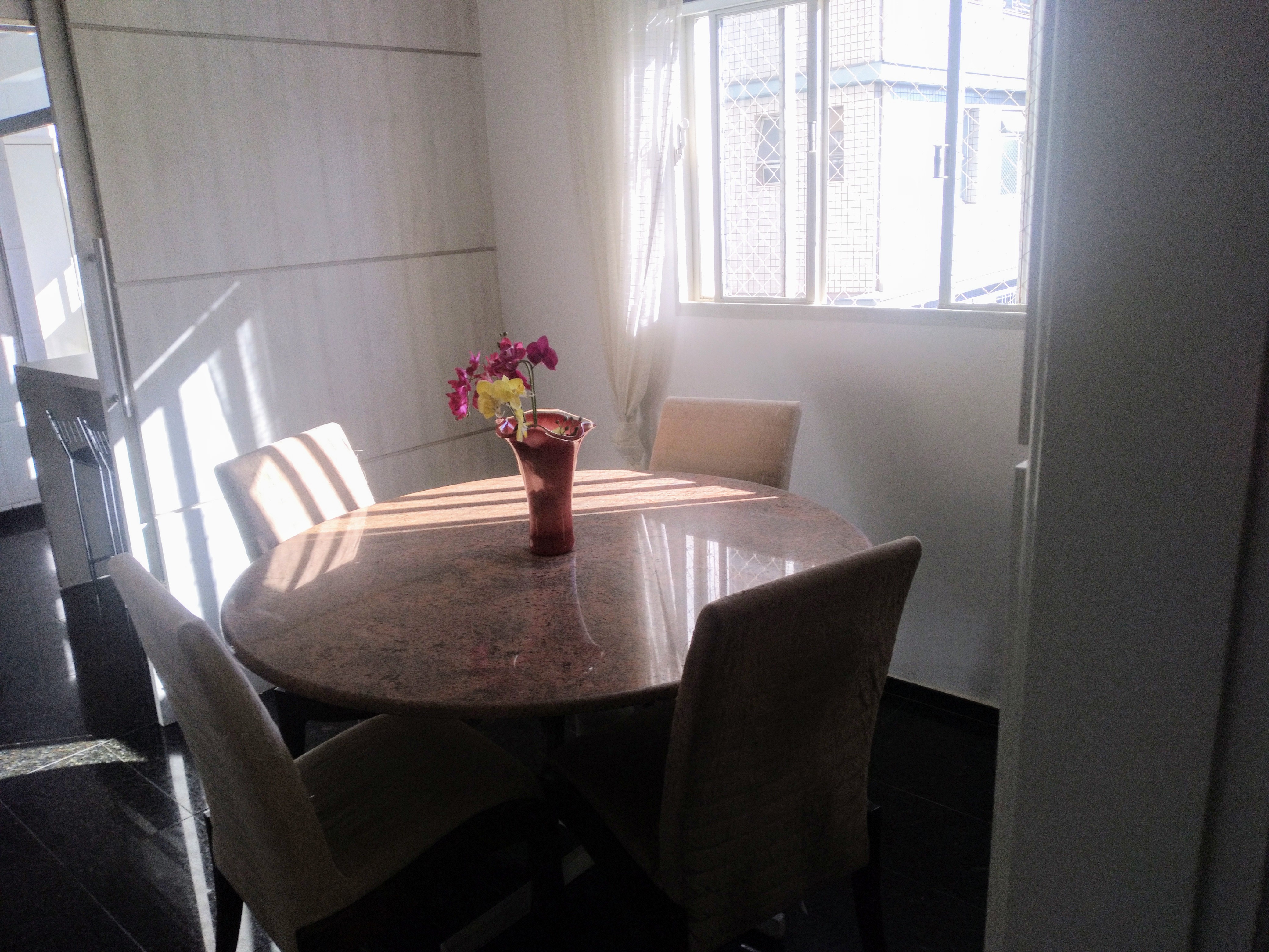 Imagem Apartamento com 4 Quartos à Venda, 125 m²em Gutierrez - Belo Horizonte