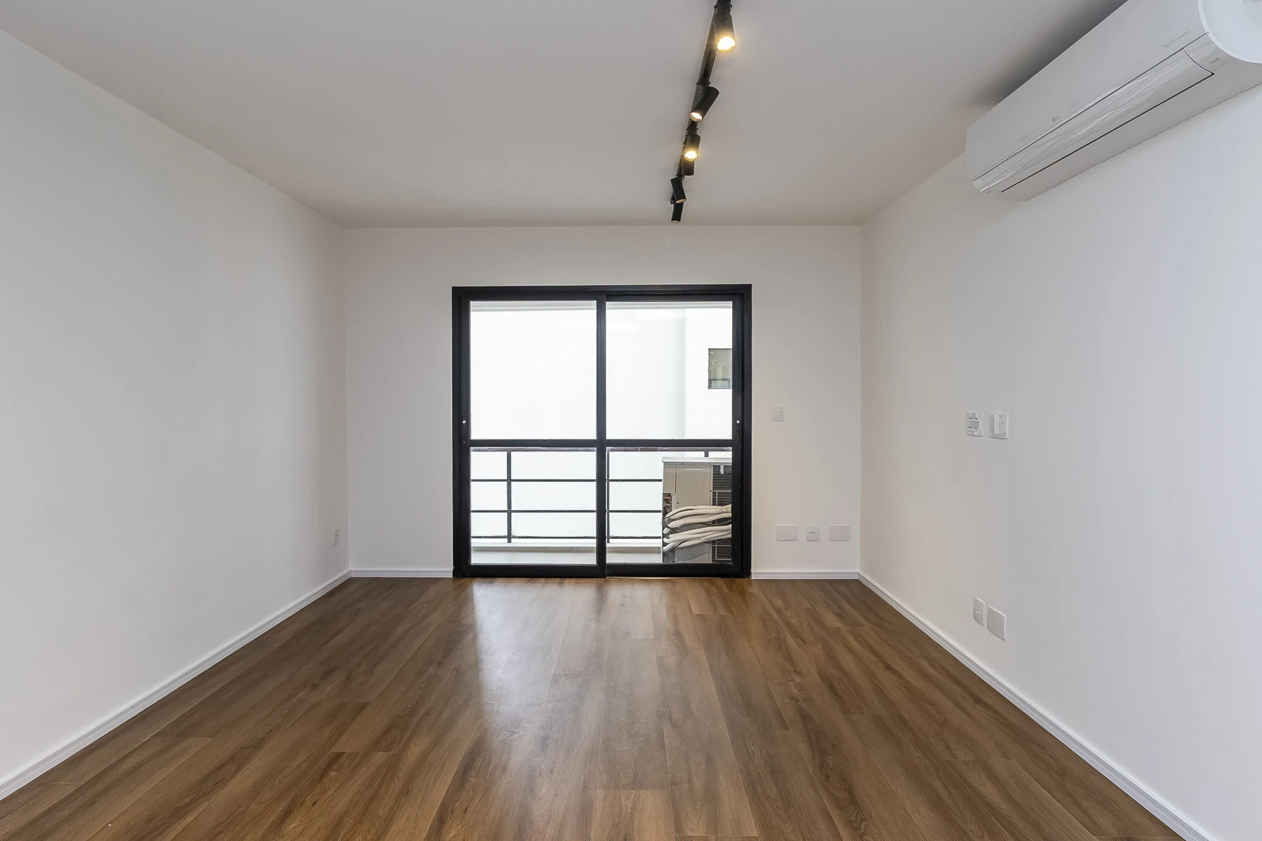 Foto do imóvel: Apartamento com 3 Quartos à Venda, 92 m² em Vila Olímpia - São Paulo