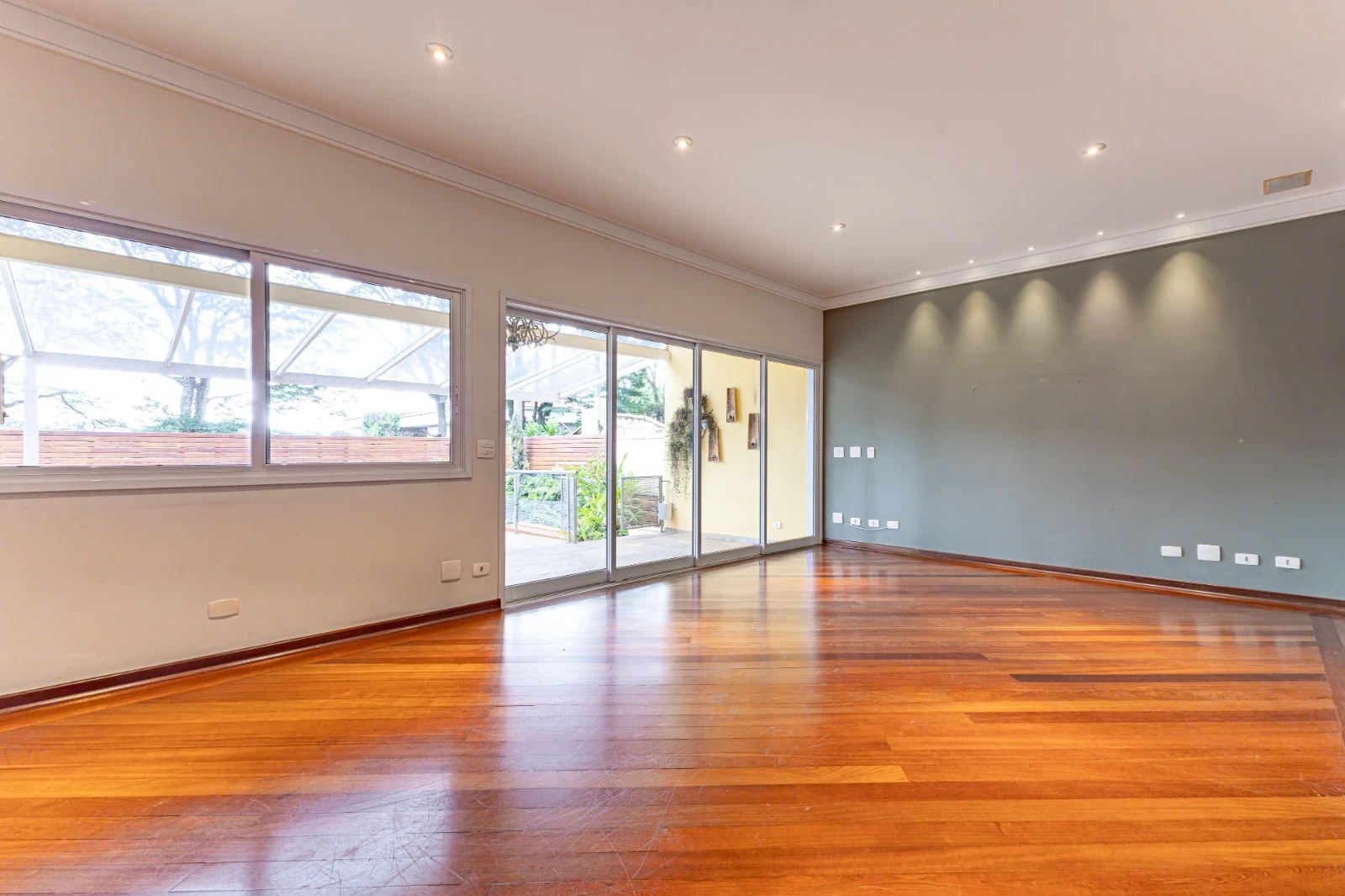 Imagem Casa de Condomínio com 4 Quartos à Venda, 754 m² em Jardim Leonor - São Paulo
