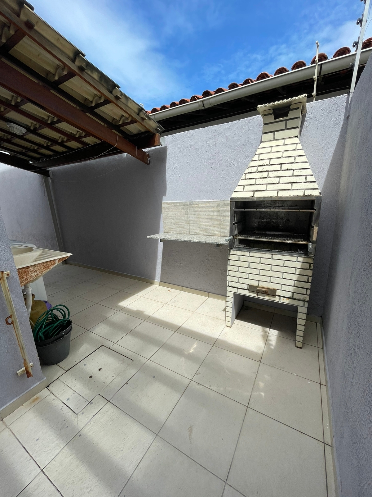 Imagem Casa com 4 Quartos para Alugar, 140 m² em Ipitanga - Lauro de Freitas