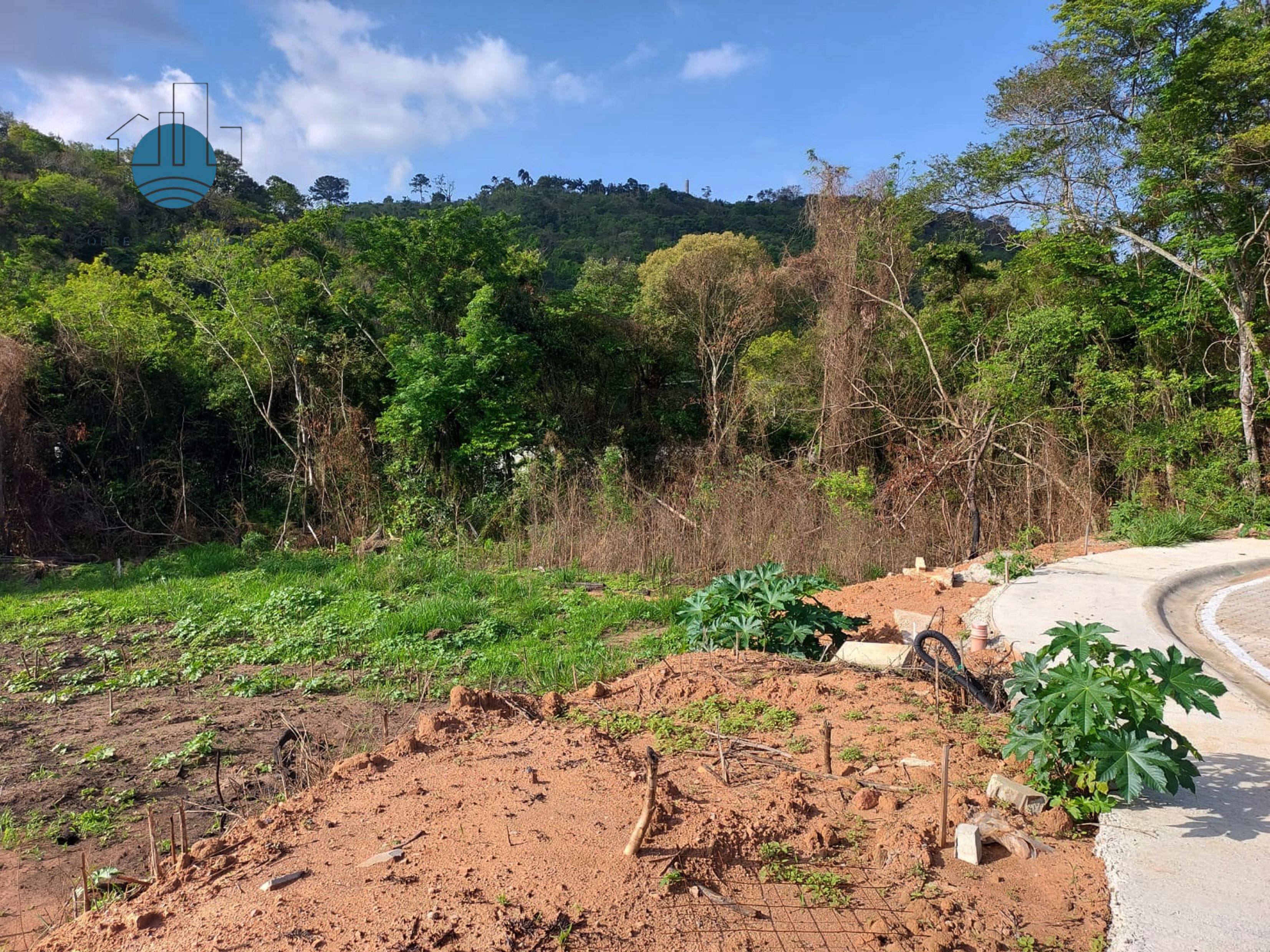 Imagem Terreno à Venda, 360 m² em San Fernando Valley - Atibaia