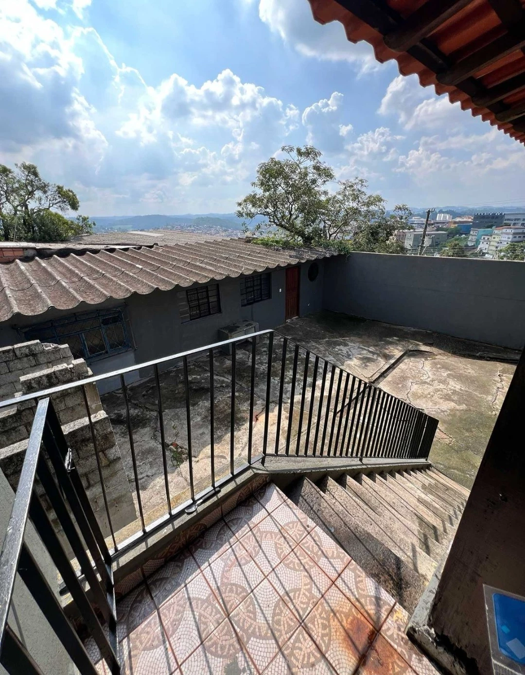 Imóvel Comercial para Alugar, 500 m² em Centro - Itapecerica da Serra