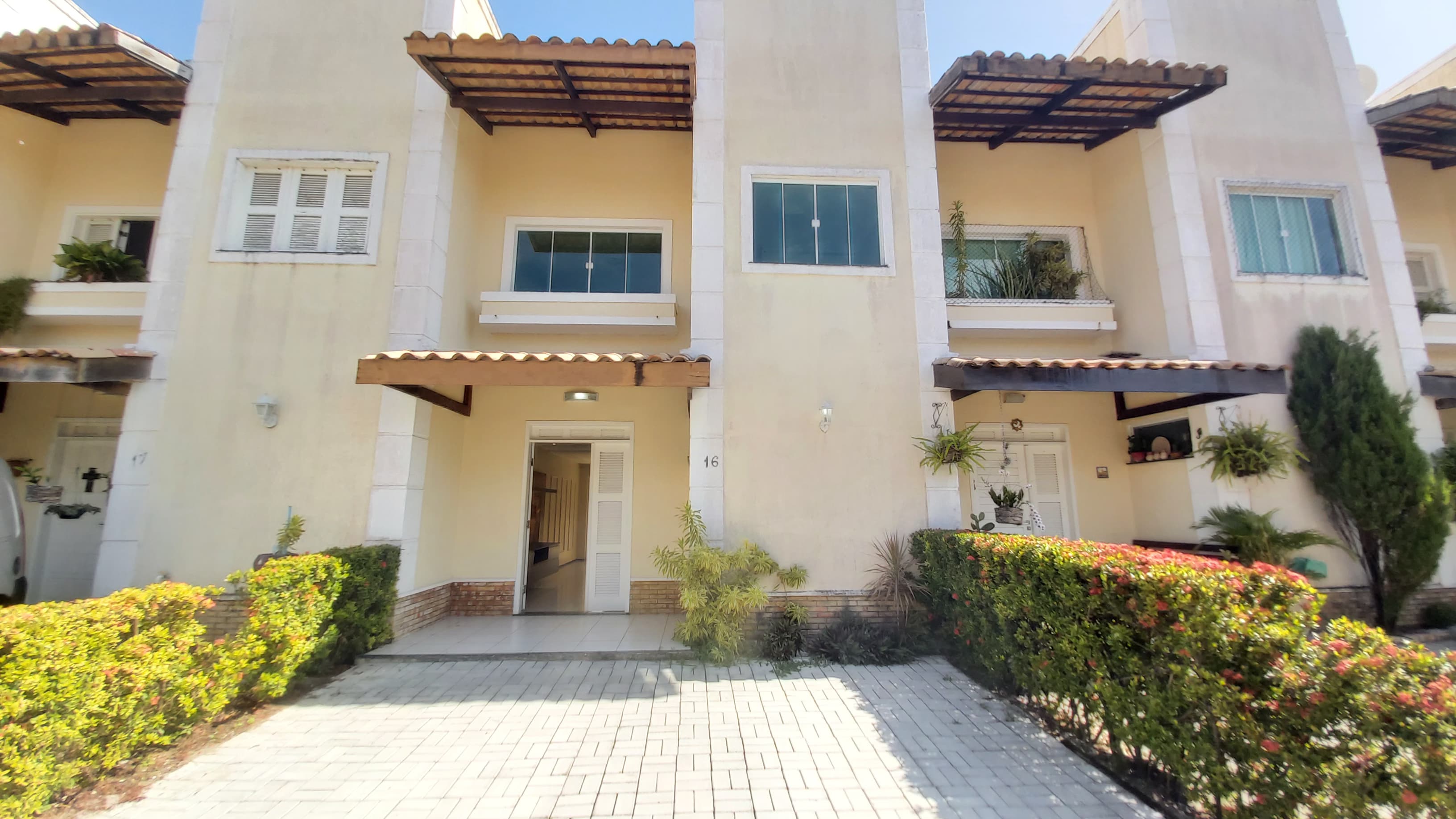 Imagem Casa de Condomínio com 3 Quartos à Venda, 131 m² em Engenheiro Luciano Cavalcante - Fortaleza