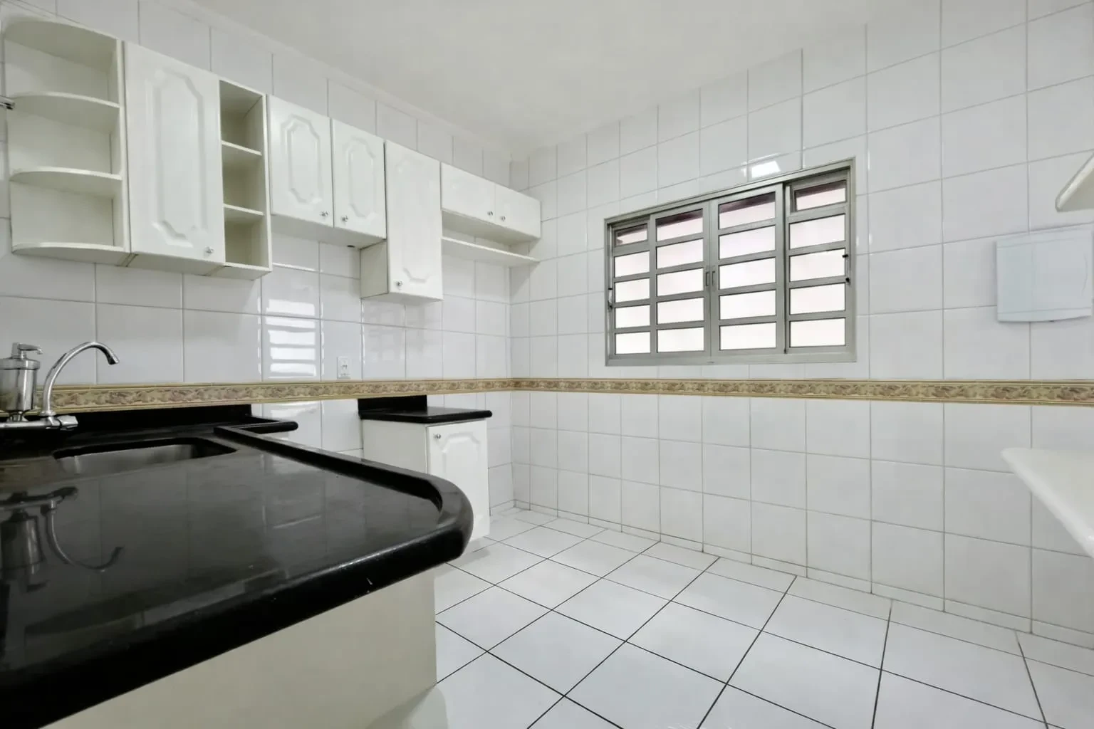 Imagem Casa com 3 Quartos à Venda, 154 m² em Santa Mônica - Belo Horizonte