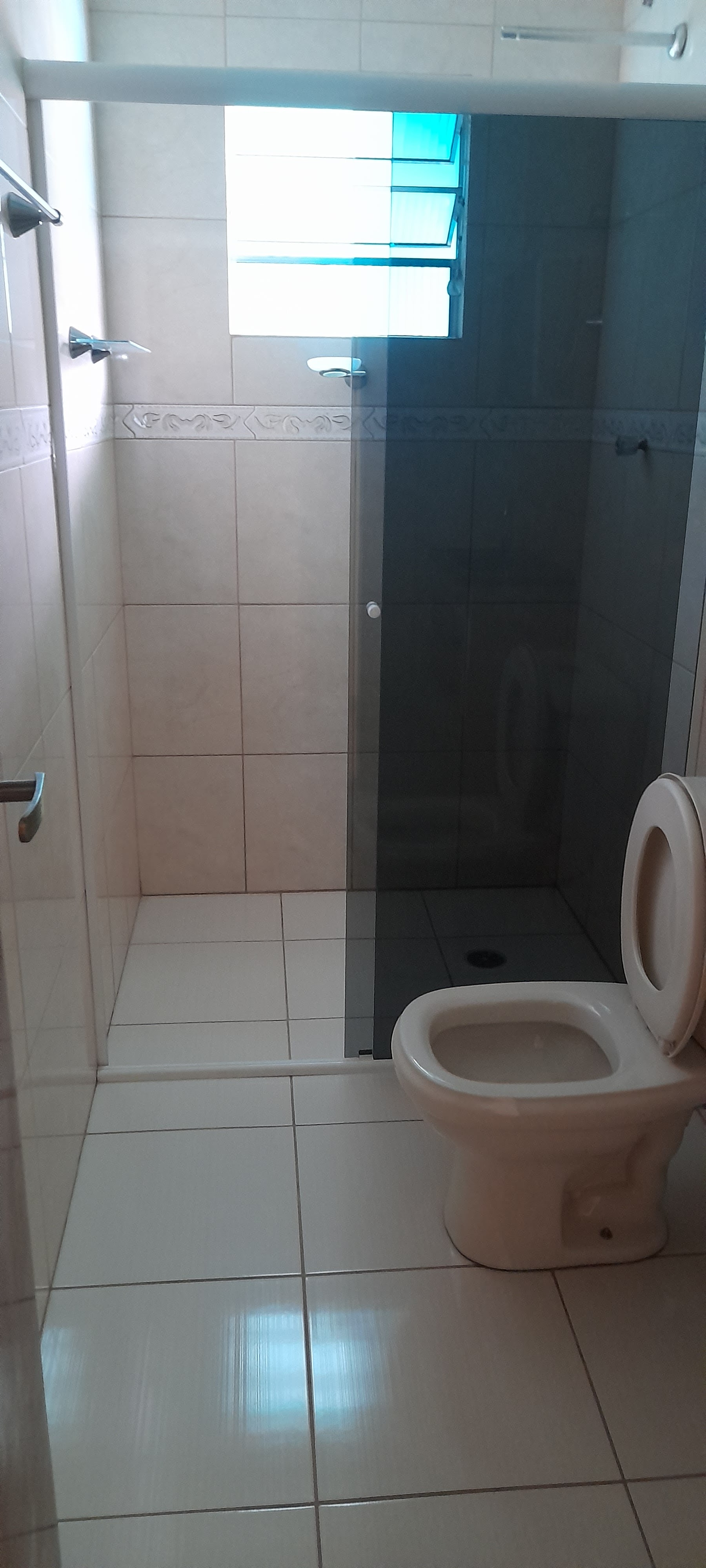 Imagem Casa com 4 Quartos para Alugar, 200 m²em Jardim Figueira Grande - São Paulo