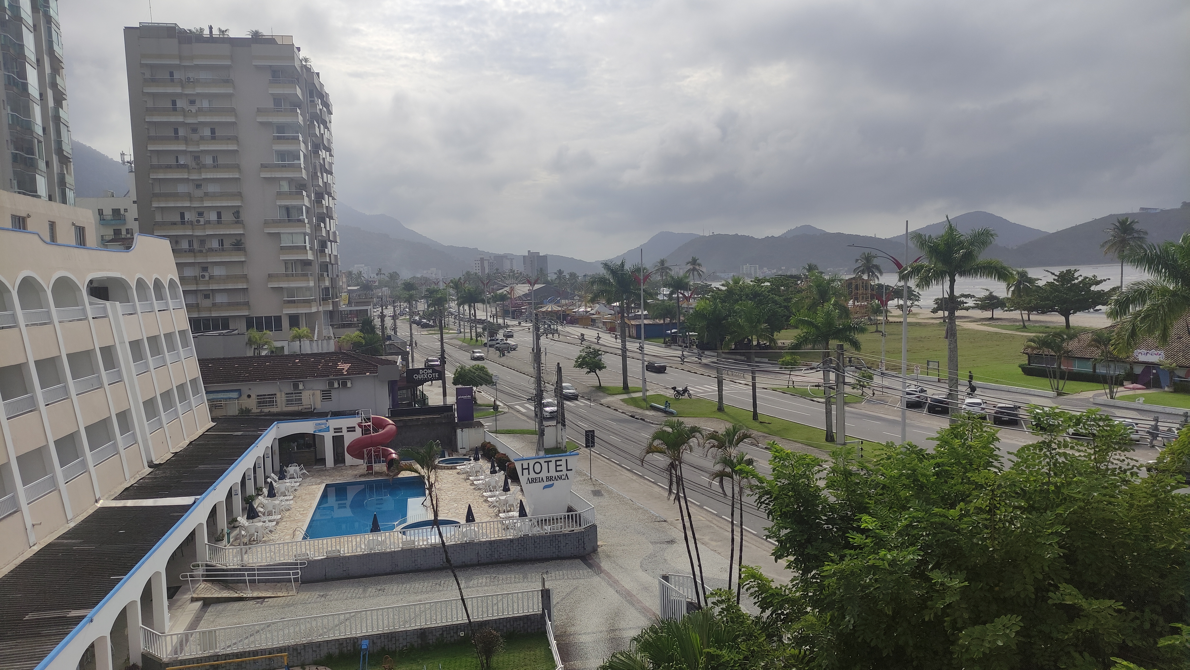 Apartamento com 2 Quartos à Venda, 80 m²em Centro - Caraguatatuba