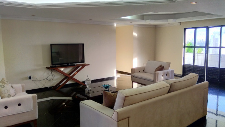 Imagem Cobertura com 4 Quartos à Venda, 530 m² em Lagoa Nova - Natal