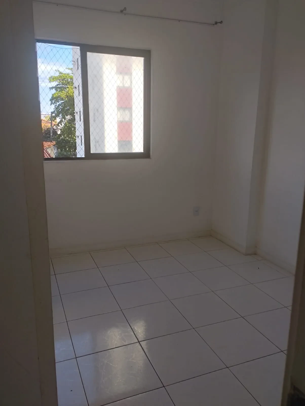 Imagem Apartamento com 3 Quartos à Venda, 80 metros em Stiep - Salvador