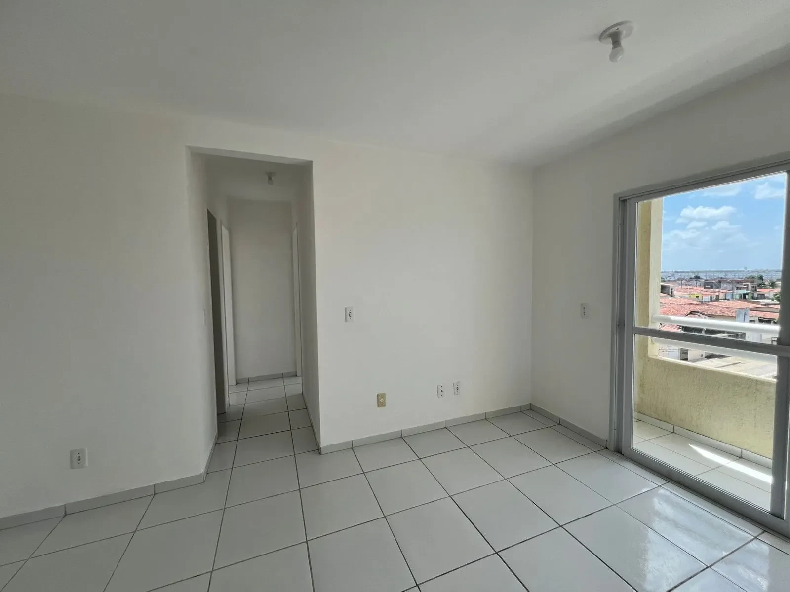 Imagem Apartamento com 2 Quartos à Venda, 57 m² em Nova Esperança - Parnamirim