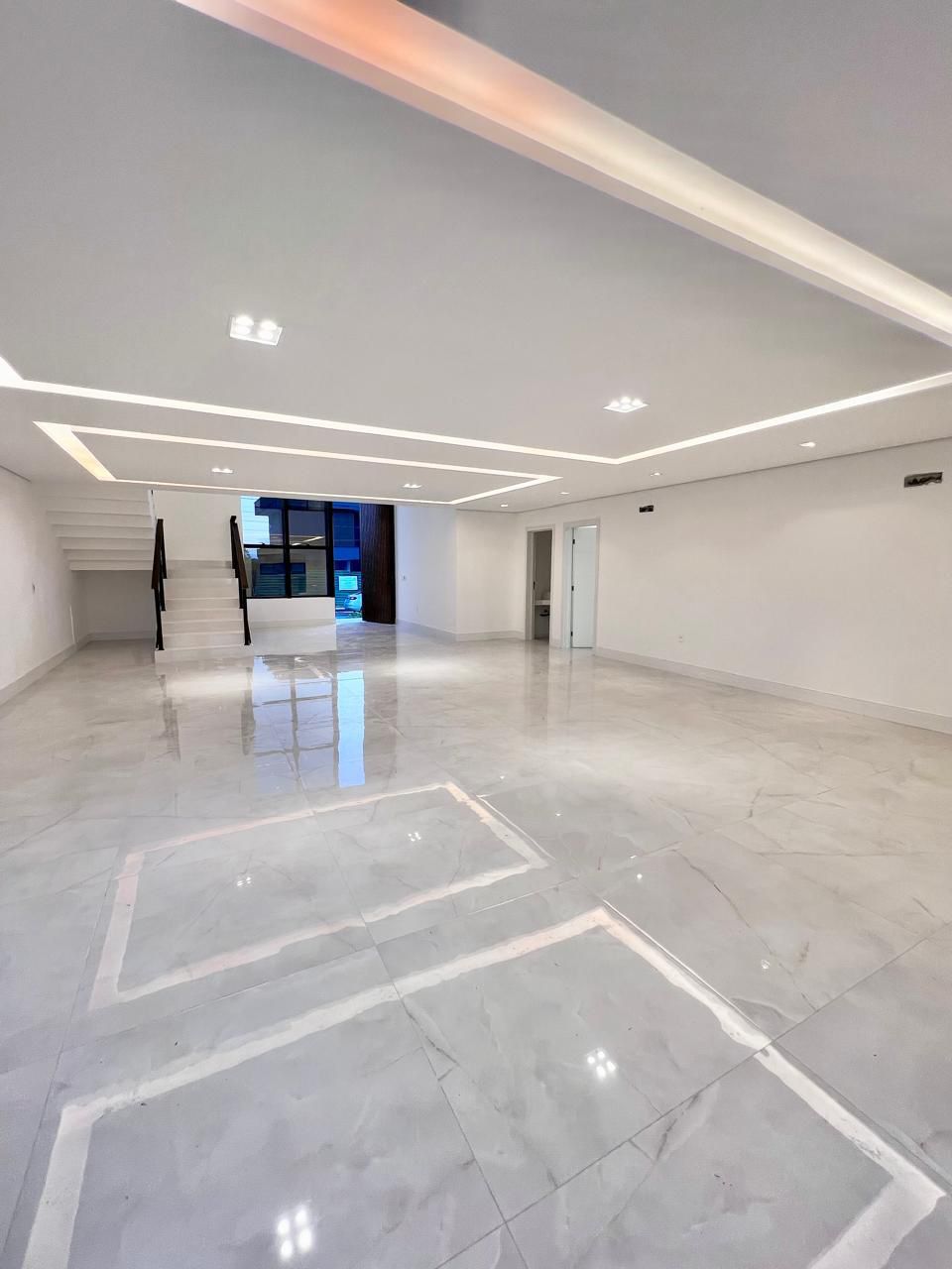 Imagem Casa de Condomínio com 5 Quartos à Venda, 393 m² em Alphaville Ceará 2 - Eusébio