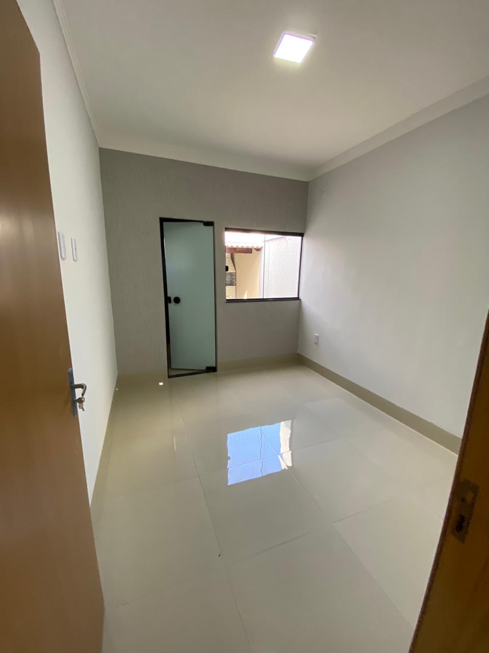 Imagem Casa com 2 Quartos à Venda, 82 m²em Jardim Marques de Abreu - Goiânia