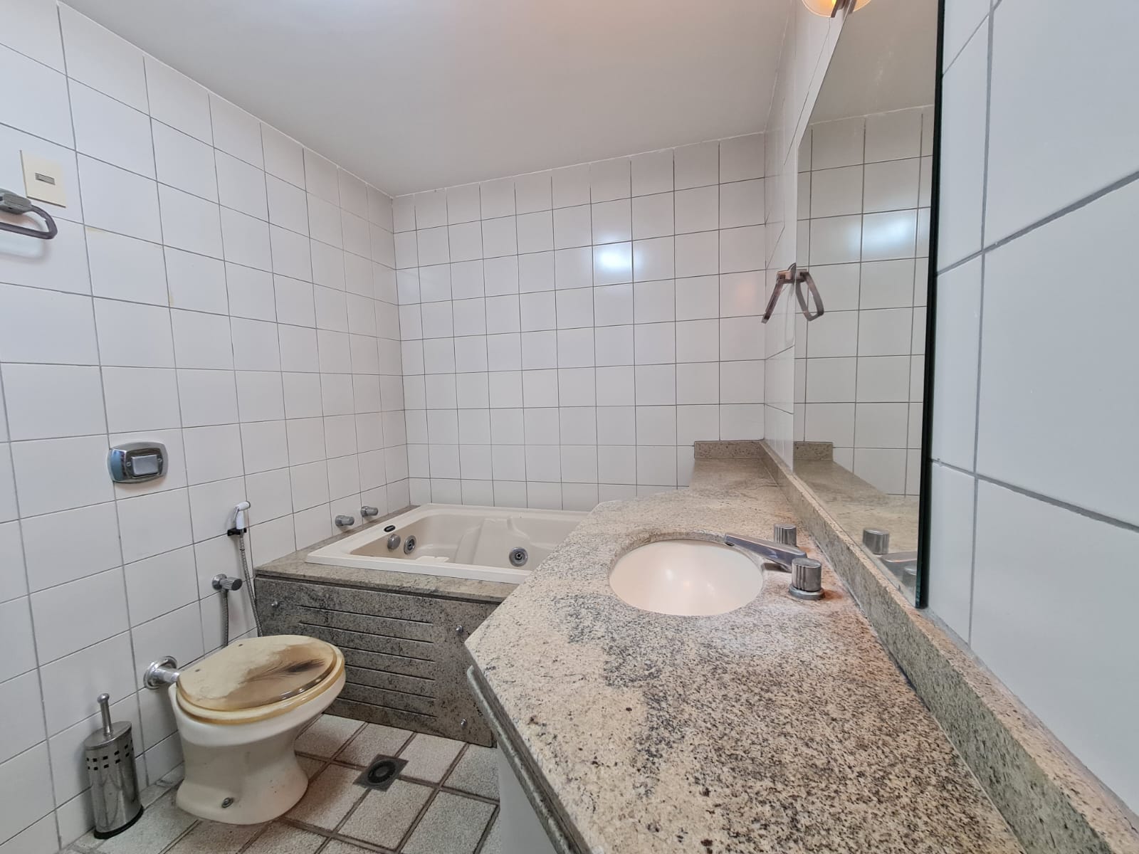 Imagem Apartamento com 3 Quartos à Venda, 153 m² em Centro - Marília