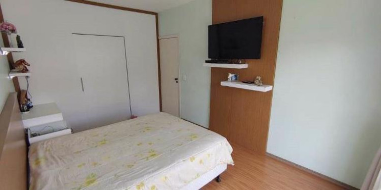 Imagem Casa com 5 Quartos à Venda,  em Vila Albertina - São Paulo