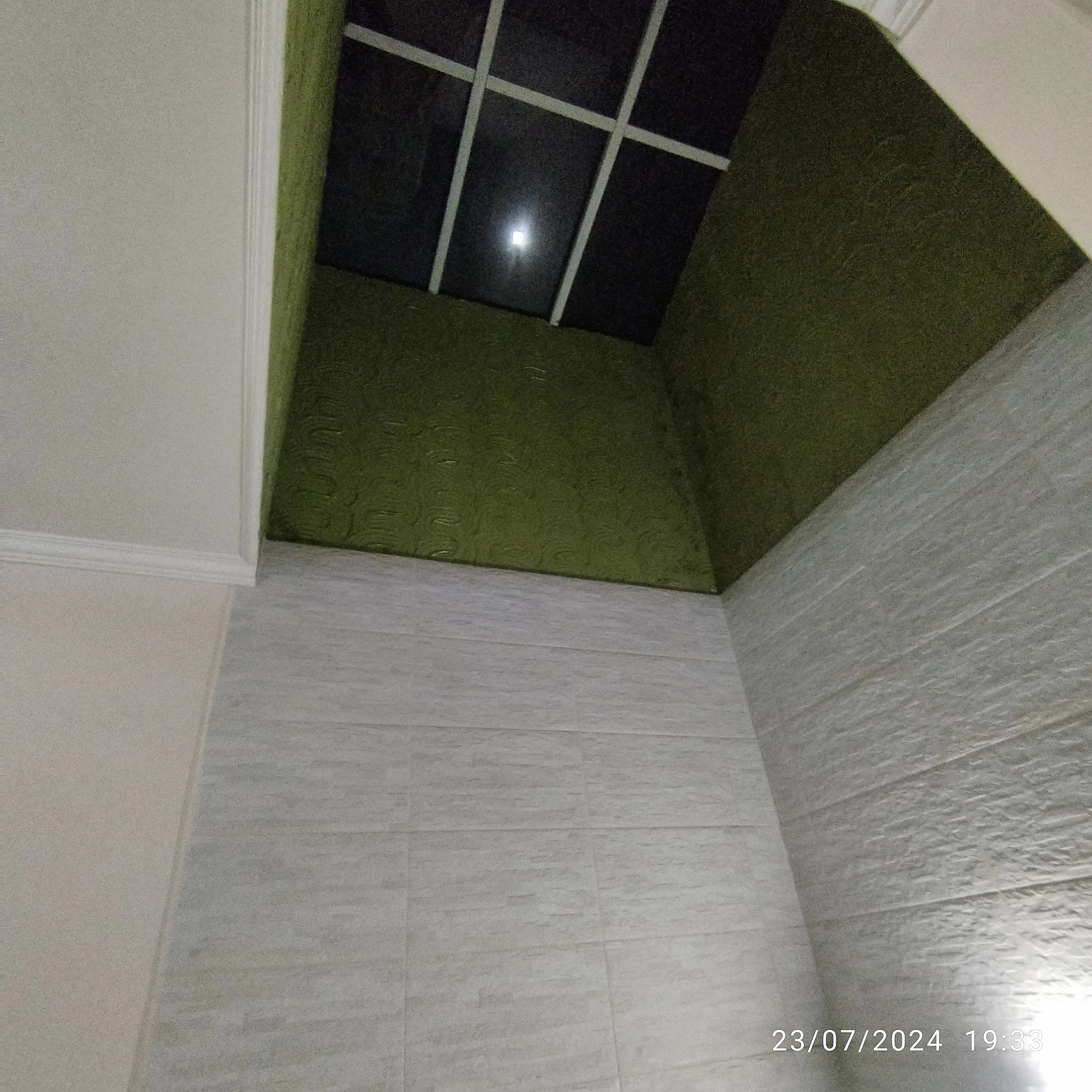 Foto do imóvel: Sobrado com 6 Quartos à Venda, 240 m² em Floresta - Joinville