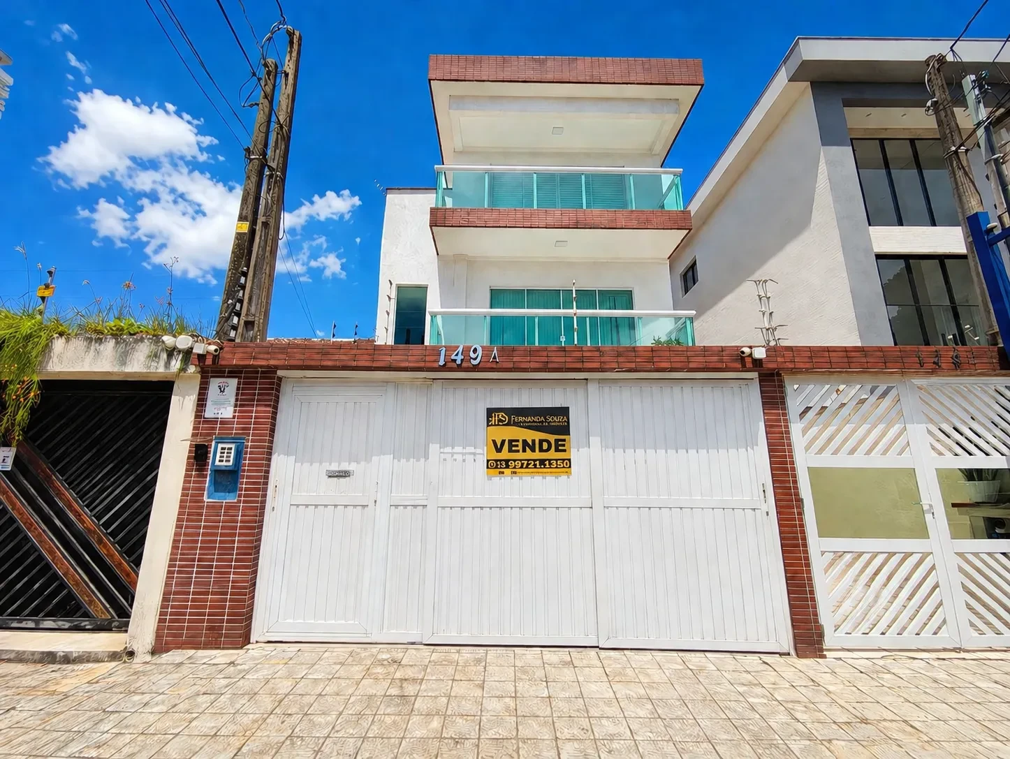 Casa com 4 Quartos à Venda, 239 m² em Embaré - Santos