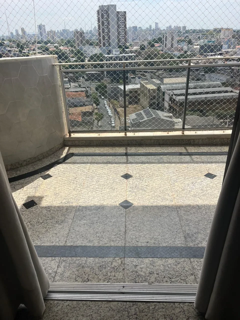 Imagem Cobertura com 4 Quartos para Alugar, 250 m² em Centro-Sul - Cuiabá