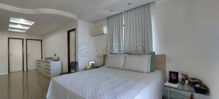 Apartamento com 2 Quartos à Venda, 66 m² em Pina - Recife