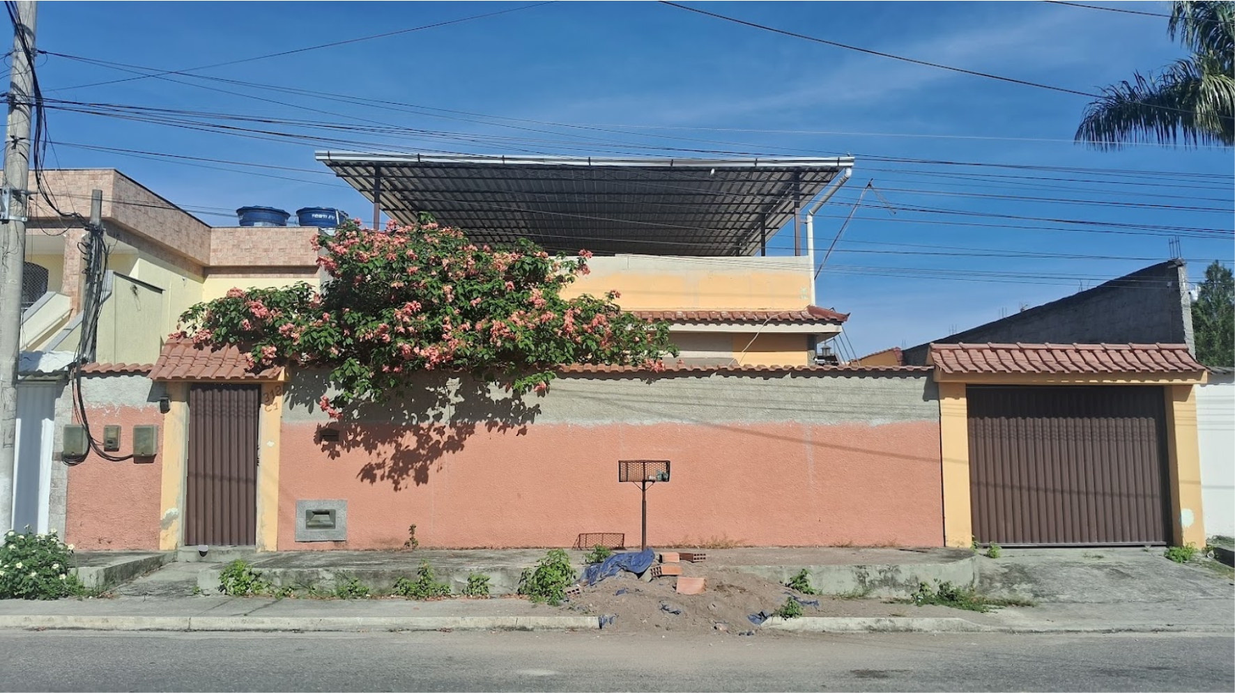 Casa com 3 Quartos à Venda, 132 m² em Laranjal - São Gonçalo