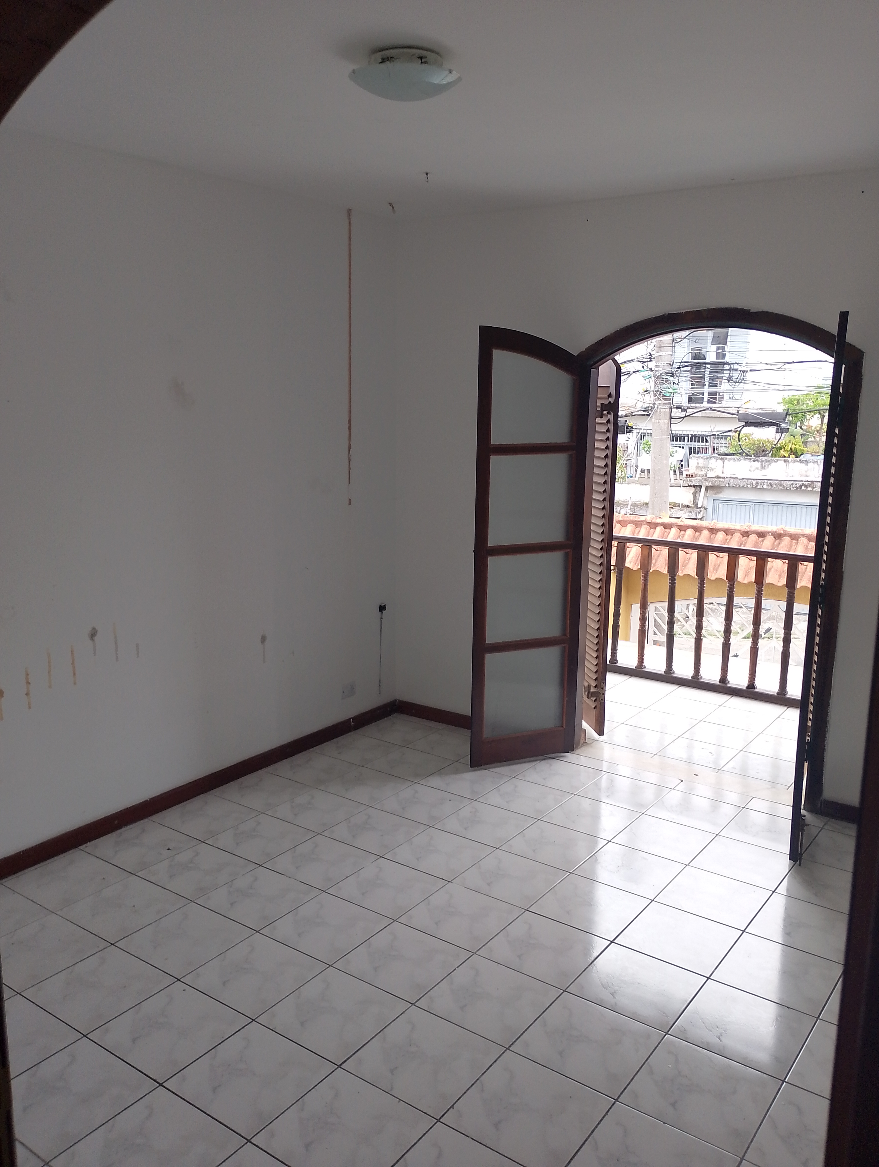 Imagem Sobrado com 3 Quartos à Venda ou Locação, 300 m² em Vila Ipiranga - Mogi das Cruzes