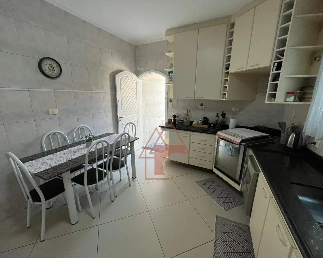 Imagem Sobrado com 3 Quartos à Venda, 203 m² em Jardim Casqueiro - Cubatão