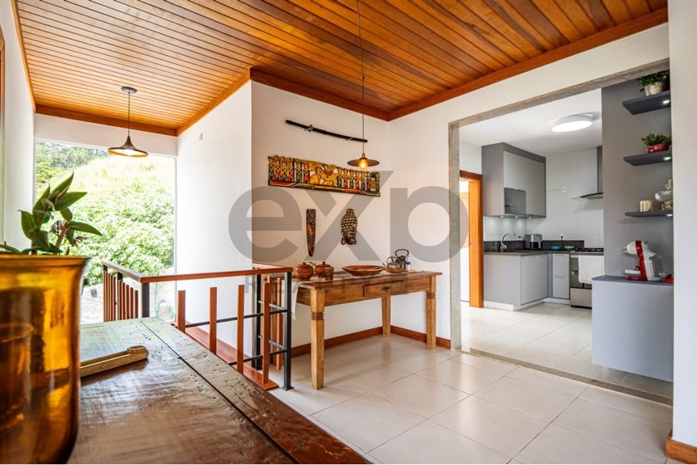 Foto do imóvel: Casa de Condomínio com 5 Quartos à Venda, 608 m² em Itaipava - Petrópolis