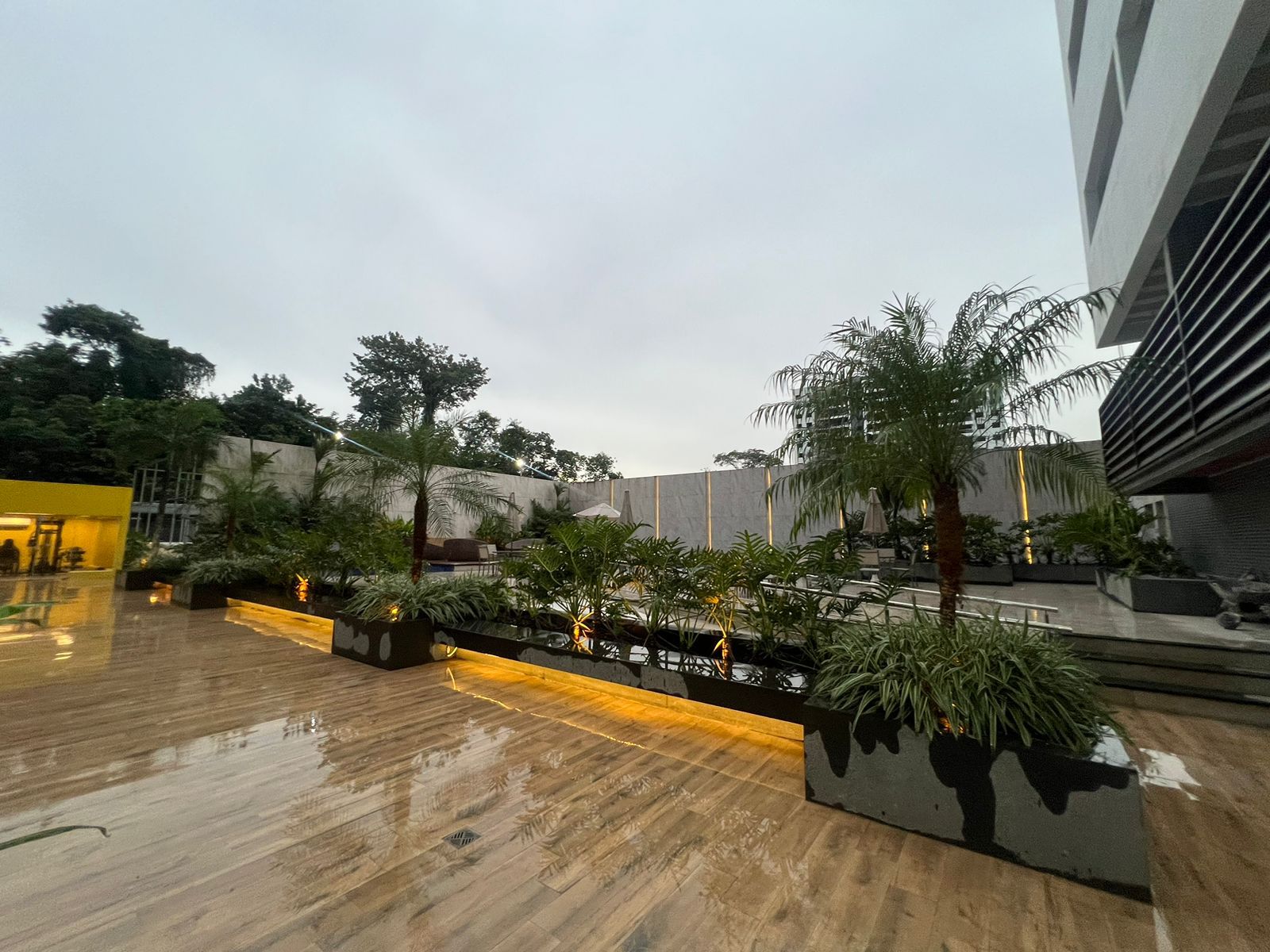 Imagem Cobertura com 3 Quartos à Venda ou Locação, 133 m²em Val-de-Cães - Belém